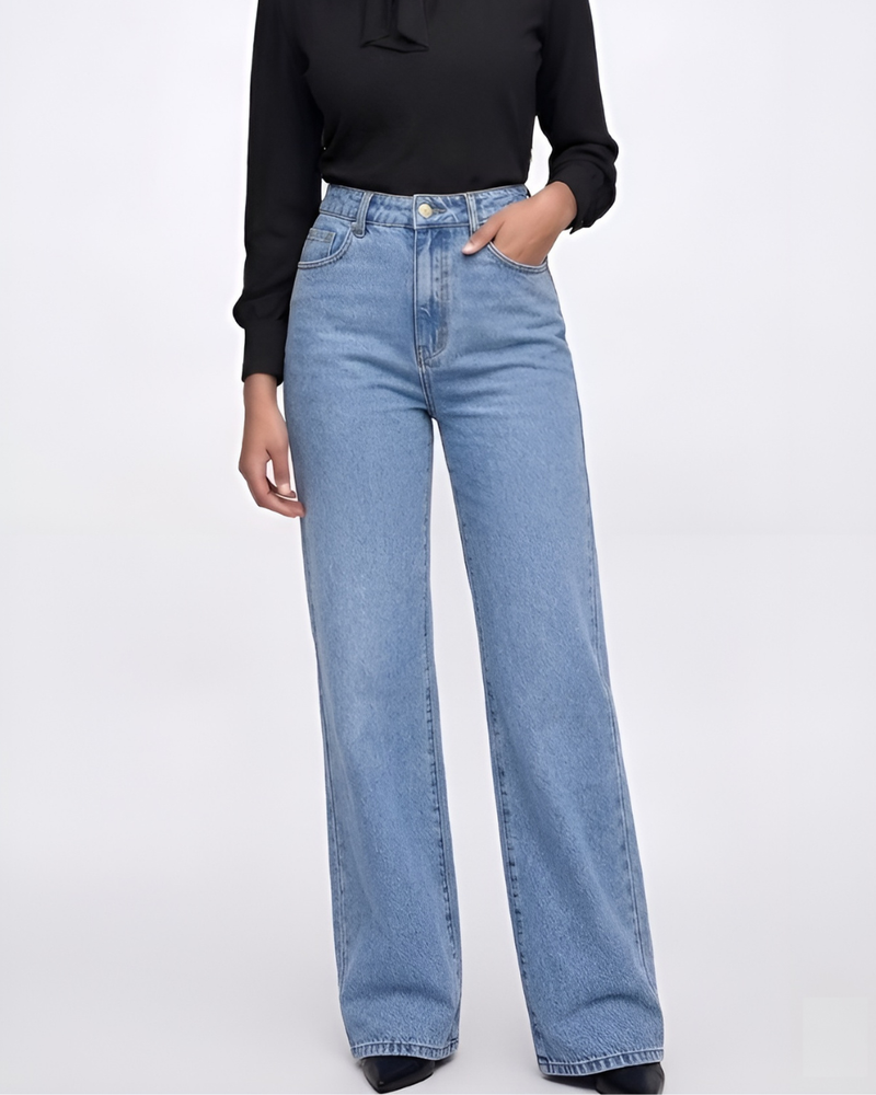Women’s Washed Straight Jeans