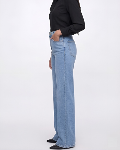 Women’s Washed Straight Jeans